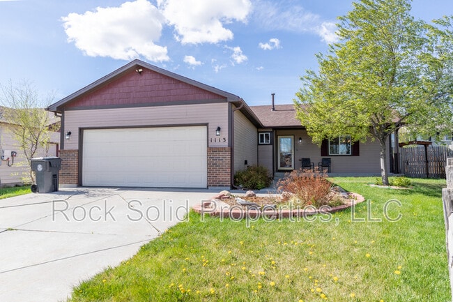 Building Photo - 1113 Banjo Ct