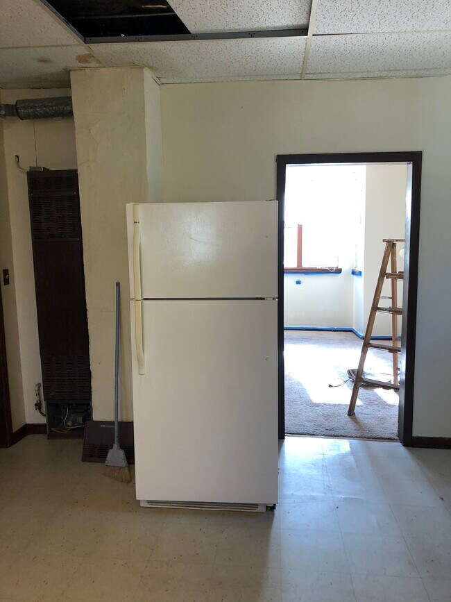 Building Photo - 2800 W 38th Pl
