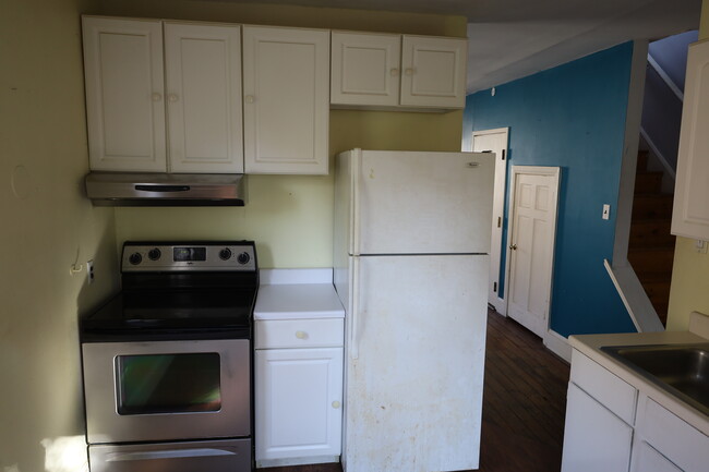 Building Photo - 8114 Germantown Ave