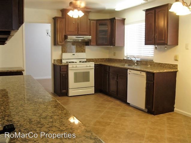 Primary Photo - 4 br, 2.5 bath House - 4825 Claret Ct