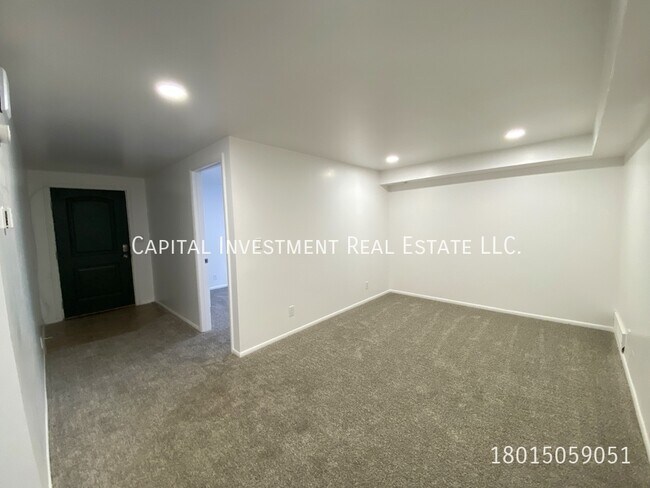 Foto del edificio - 421 N Oakley St