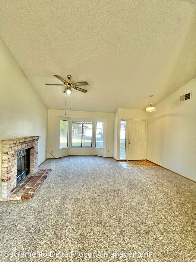 Foto del edificio - 3 br, 2 bath House - 4532 Dunnbury Way