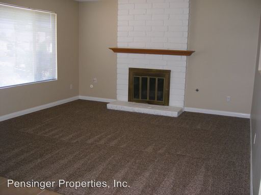 Building Photo - 2705 N Half Moon Dr