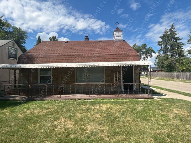 Primary Photo - 17445 Lincoln Ave