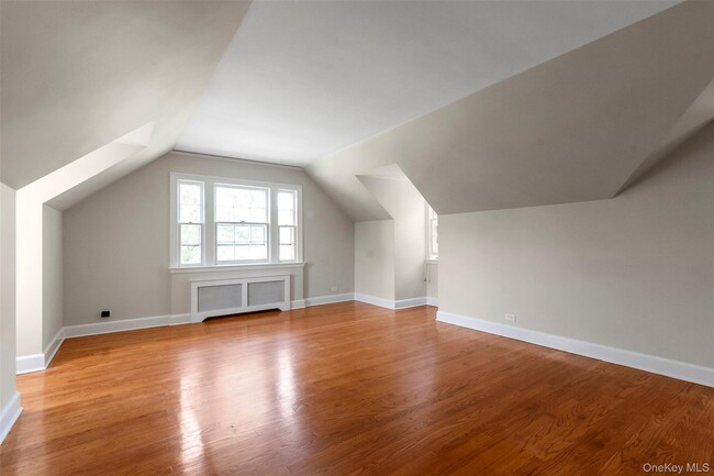Building Photo - 47 Brookfield Pl