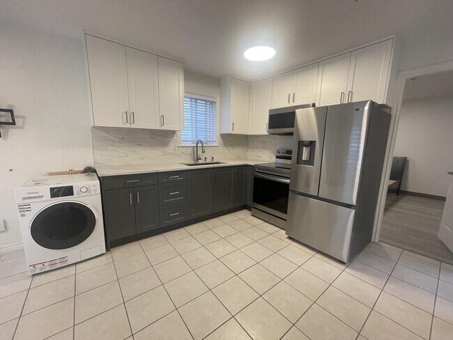 Photo du bâtiment - 7305 Fraser St