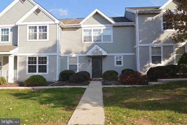 Foto del edificio - 105 Colleen Ct