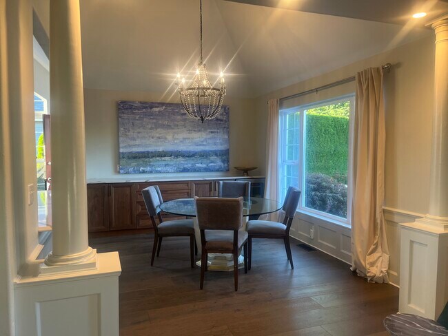 Foto del edificio - 648 E Maberry Dr