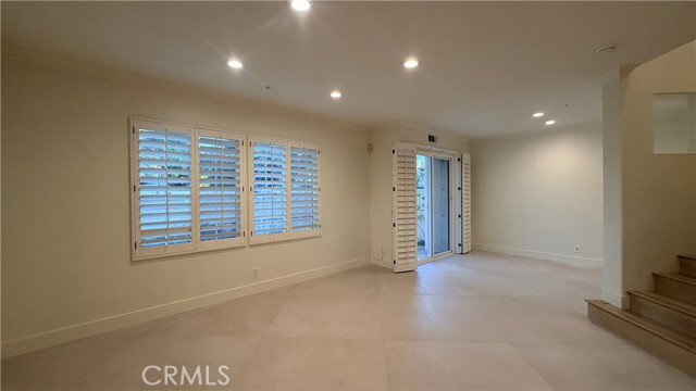 Foto del edificio - 449 Ridgeway