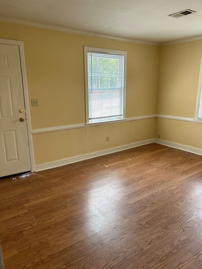 Foto del edificio - 2 Bedroom Apartment in Shandon Ground Floo...