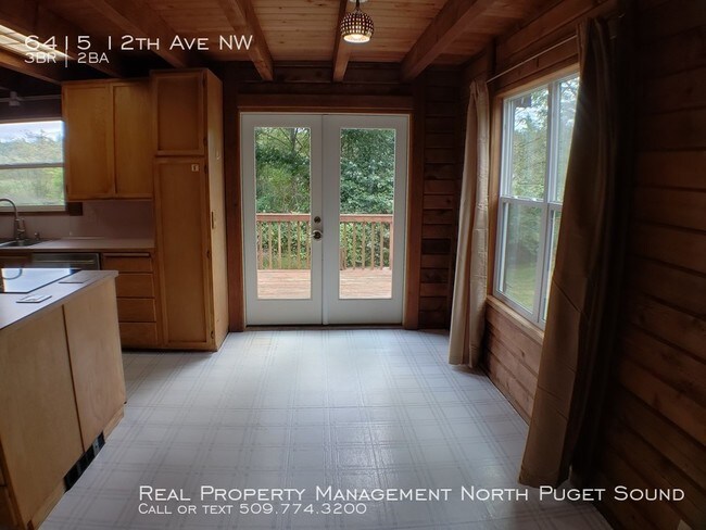 Foto del edificio - 6415 12th Ave NW