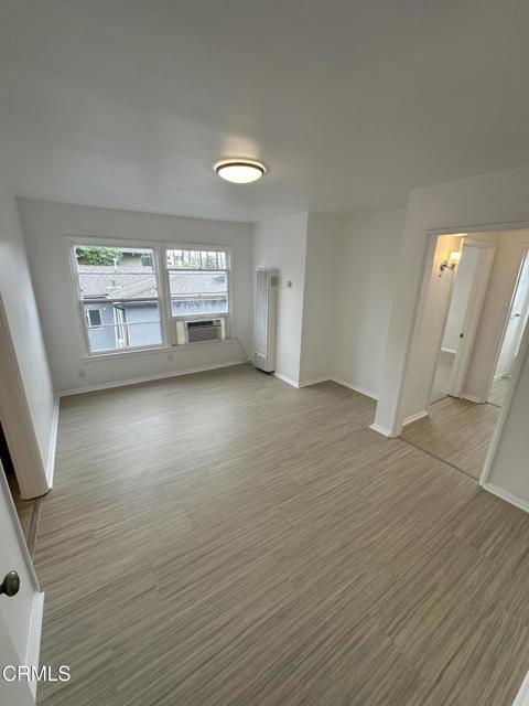 Foto principal - 116 S Westlake Ave