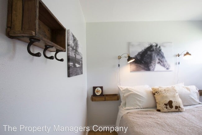 Building Photo - 3 br, 2 bath House - 1103 South Pinecrest