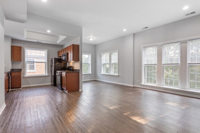 Foto del edificio - 7722 N Ashland Ave