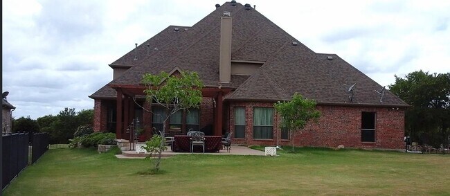 Building Photo - 12332 Indian Creek Dr