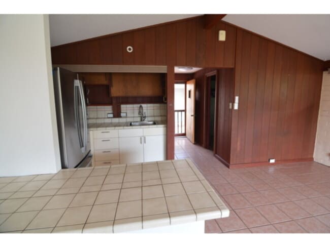 Building Photo - Kailua Studio at Kalaheo Hillside