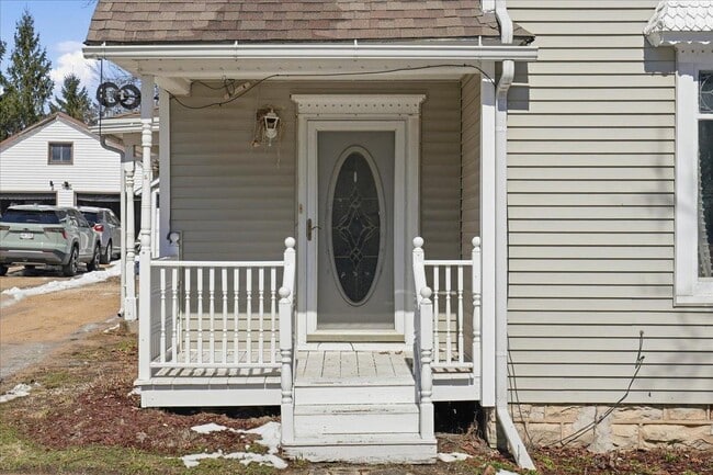 Foto del edificio - 626 E High St