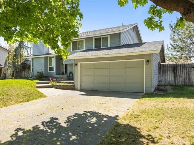 Building Photo - 8307 W Grand Ronde Pl