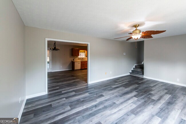 Building Photo - 256 Emma Gilley Dr