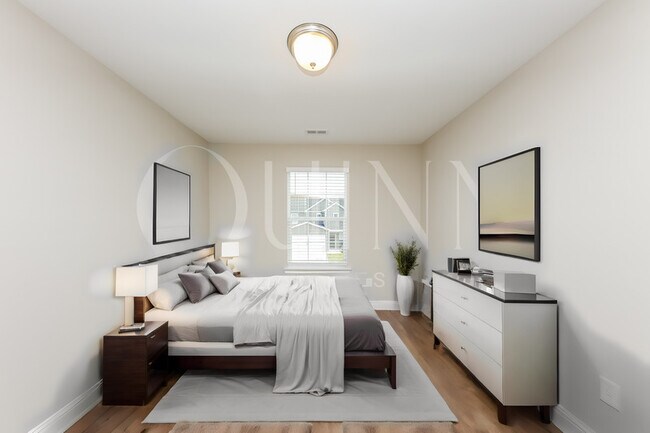 Building Photo - 2114 Miramar Circle