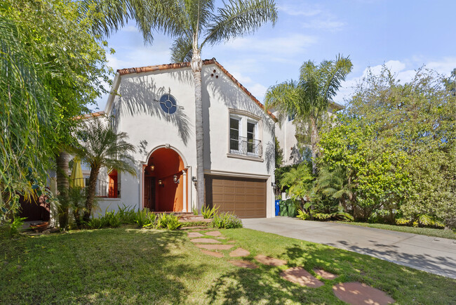 Building Photo - 1019 Chautauqua Blvd
