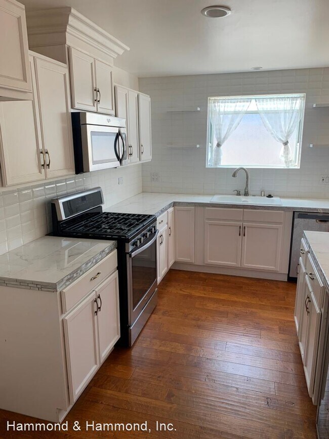 Foto del edificio - 3 br, 1.5 bath House - 22501 Schoolcraft St.