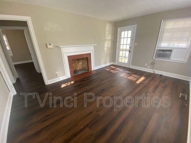 Foto del edificio - 2 Bedroom, 1 Bathroom House in Greensboro!