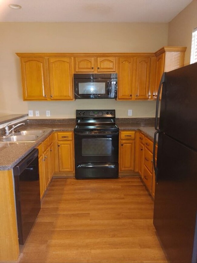 Building Photo - Spacious 4-Bedroom Home - Available for Rent!