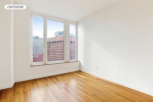 Building Photo - 15 S William St