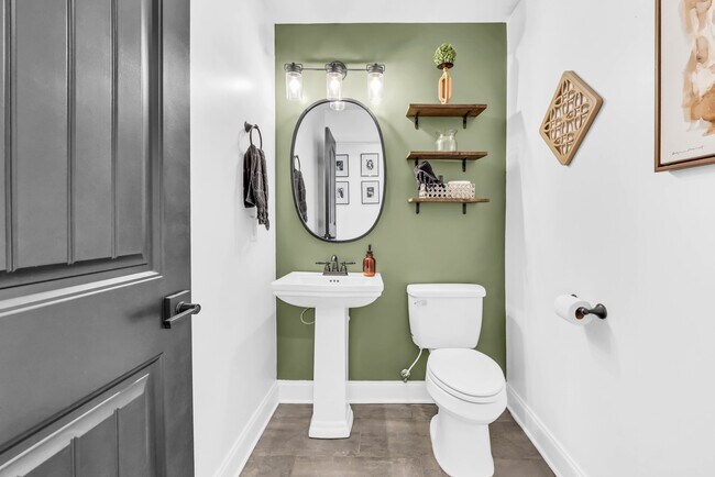 Foto del edificio - 505 Sourwood Dr