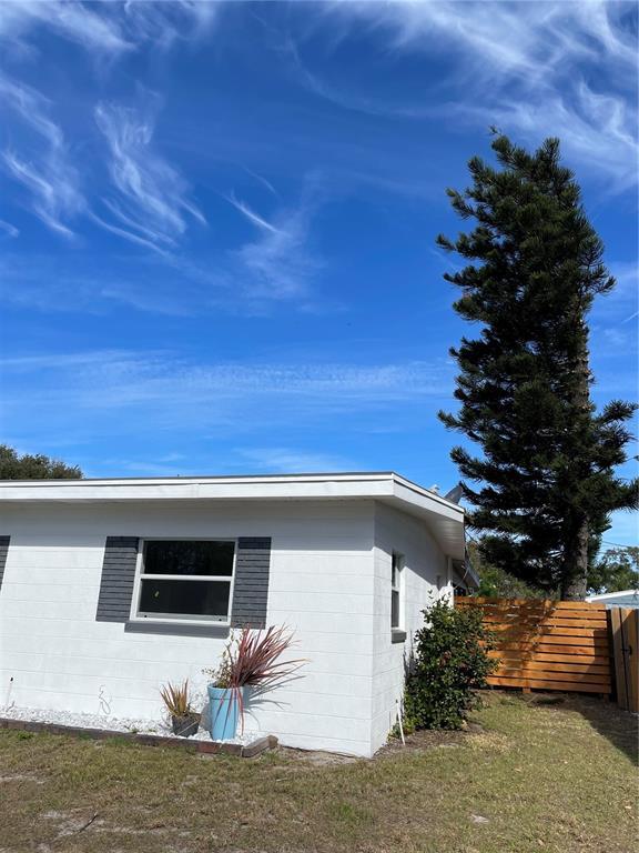 Foto del edificio - 3627 E Kaley Ave