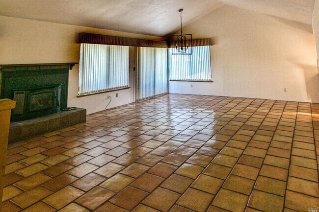 Foto del edificio - 985 Copeland Creek Dr