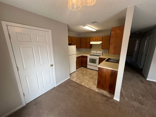 Foto del edificio - Serene 2-Bed Oasis in North Charleston – Lush Surroundings & Modern Comforts