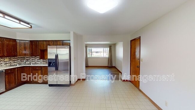 Building Photo - 4320 Maxlin Rd