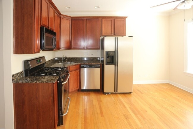 Building Photo - 3213 N Clifton Ave