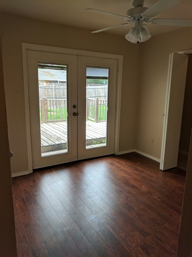 2227 Ridgedale Drive, Carrollton, TX 75006 House Rental in Carrollton