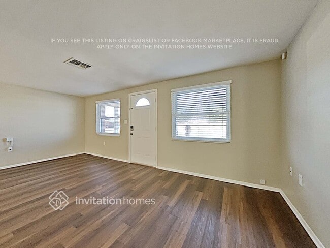 Building Photo - 3054 Brompton Dr