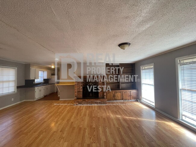 Foto del edificio - 2258 Silver Pines Ct