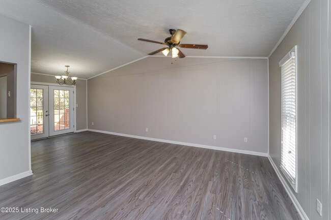 Foto del edificio - 7710 Dominique Dr