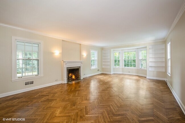 Foto del edificio - 903 Sheridan Rd