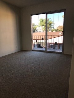 Private 3rd Bedroom - 1506 S Cochran Ave