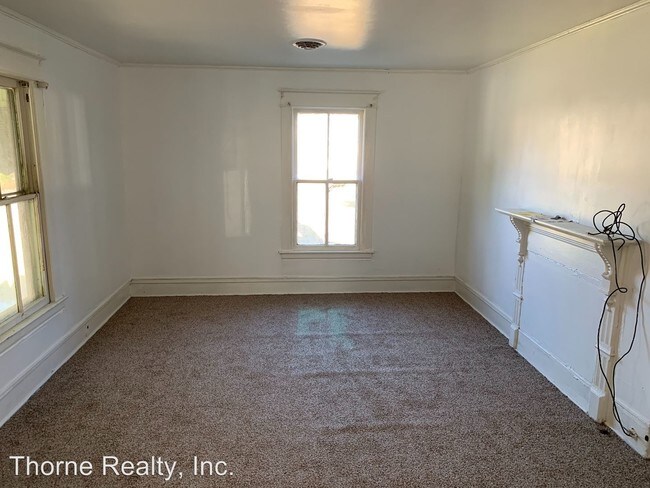 Foto del edificio - 3 br, 1.5 bath House - 807 Pender Street