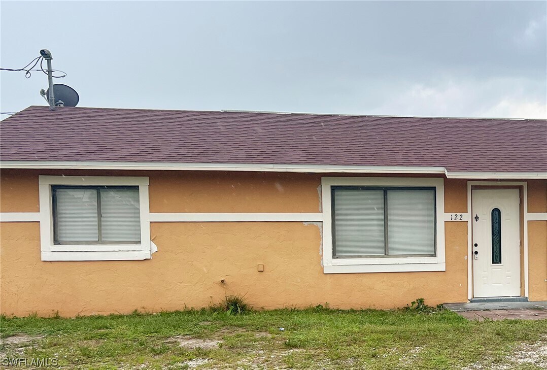 122 Gordon Ave S, Lehigh Acres, FL 33973 Townhome Rentals in Lehigh