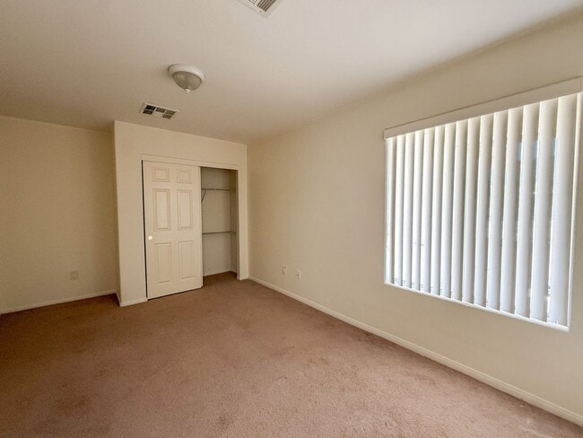 Building Photo - 29 Palms Home