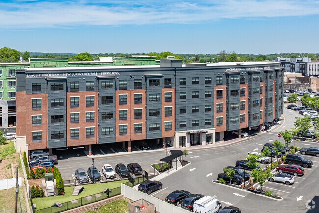 Building Photo - Centurion Union Center