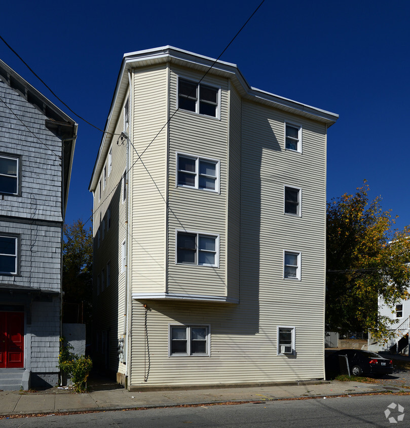 Primary Photo - 150 Harold St