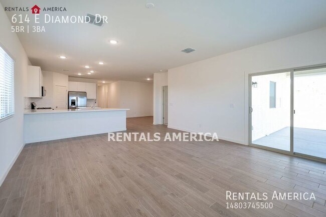 Foto del edificio - ***Check out move in special... see descri...