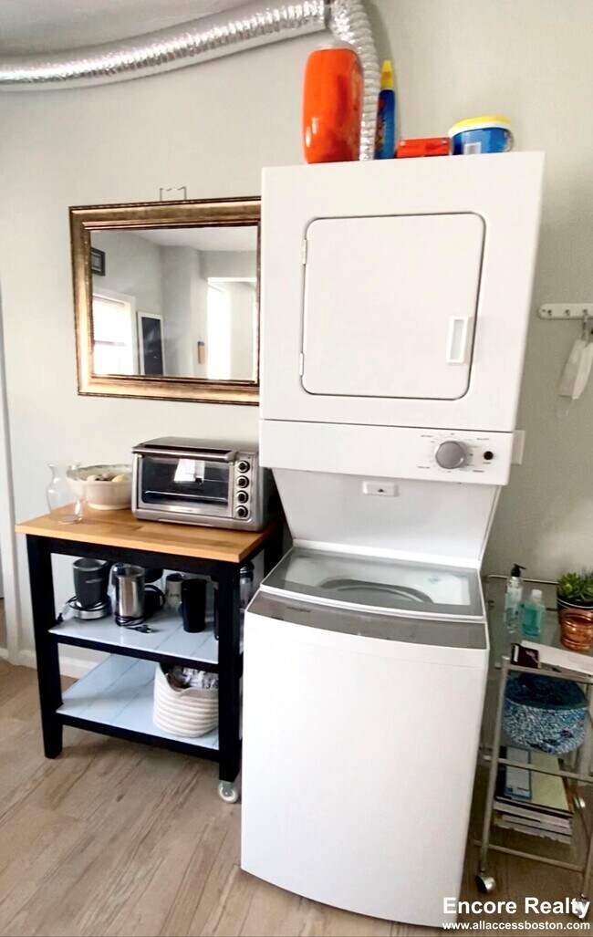 Foto del edificio - 194 Sumner St