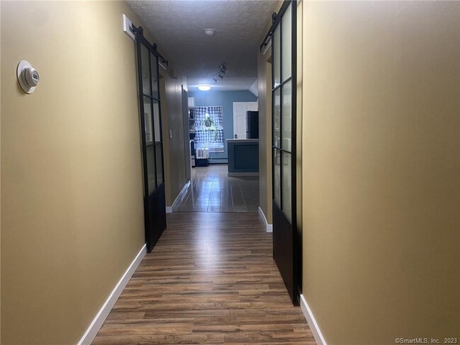 Foto del edificio - 546 Blue Hills Ave
