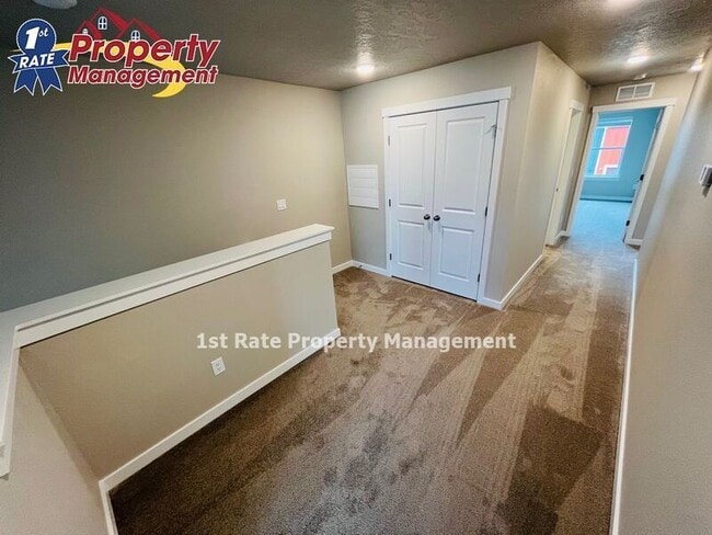 Foto del edificio - 436 N Traquair Ln
